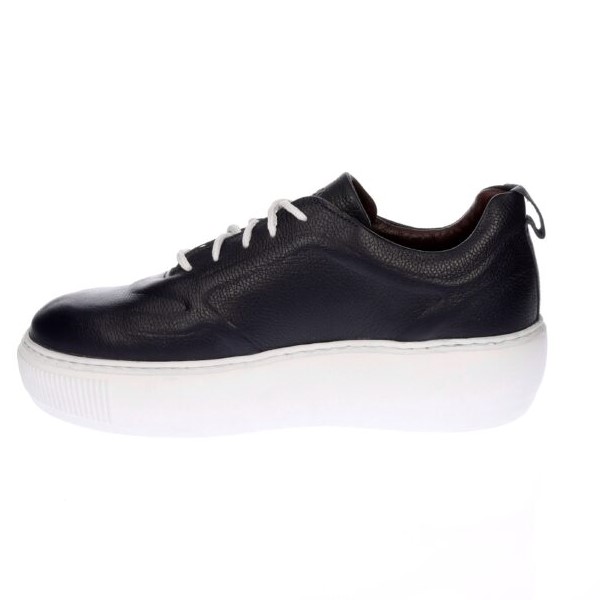 Cow leather women's sports shoes model Hz 408