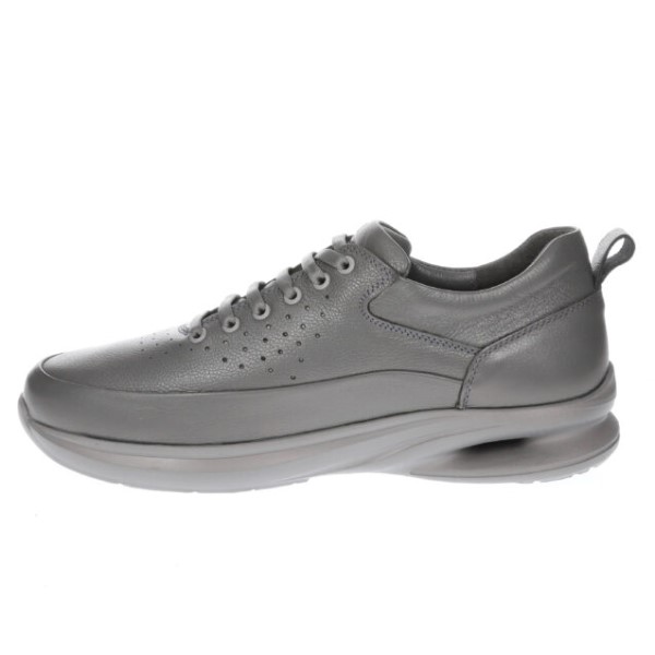 Real leather sports shoes for men, code Hm 132