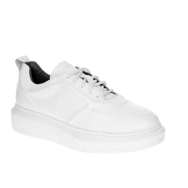 Cow leather women's sports shoes model Hz 408