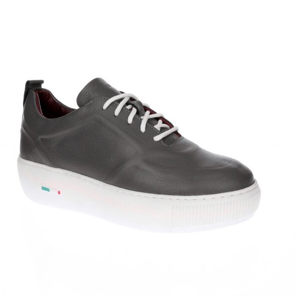 Cow leather women's sports shoes model Hz 408